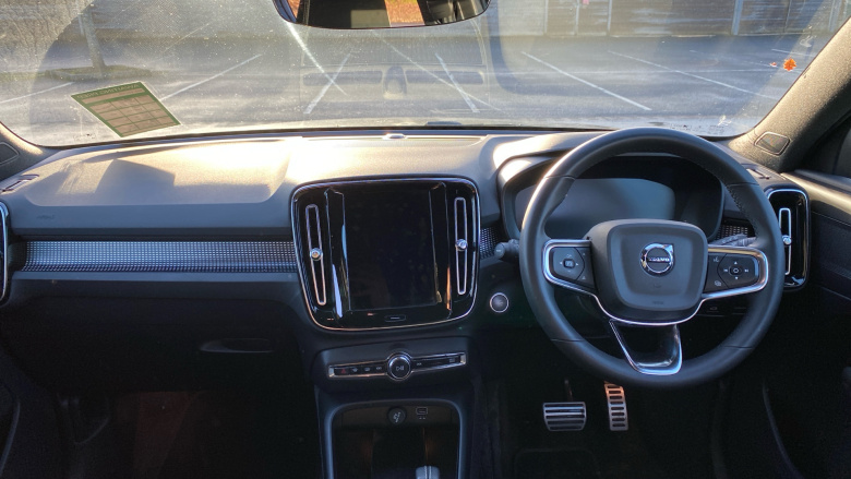 Volvo Xc40 2.0 B4P R DESIGN 5dr Auto Petrol Estate